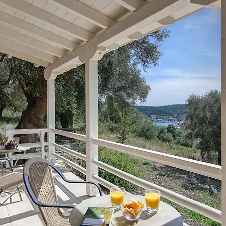 Ledaki * Σύβοτα